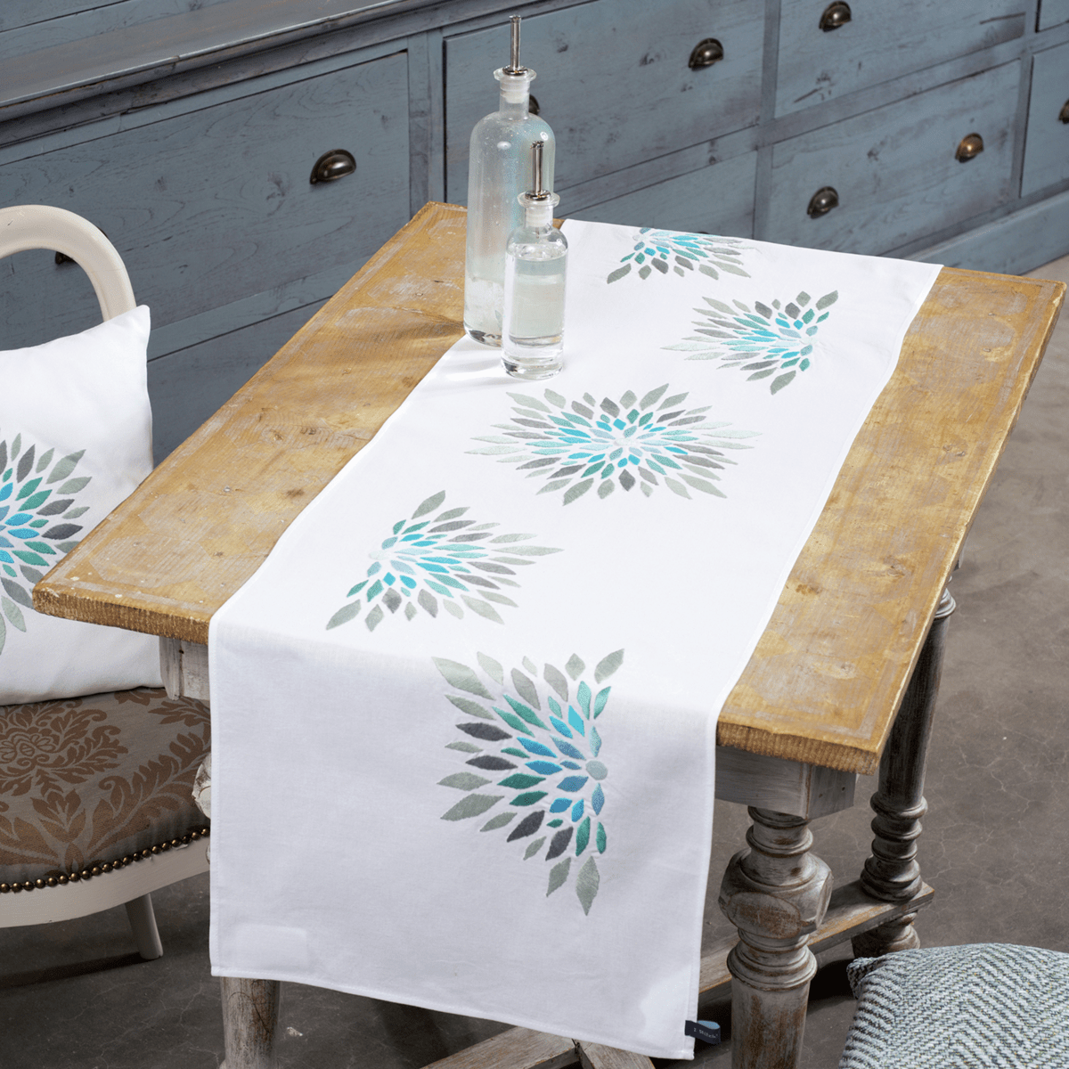 Embroidery Kit – Table Runner – Modern Flowers