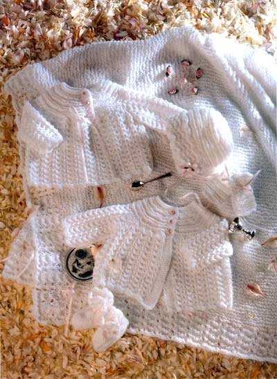 Peter Pan Lace Layette Knitting Pattern Leaflet P753
