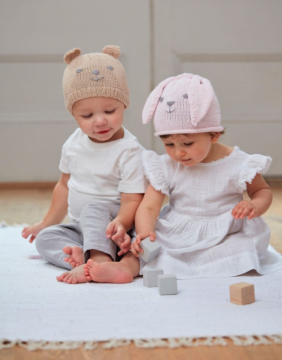 Sirdar Snuggly Hats Knitting Pattern Leaflet 5274
