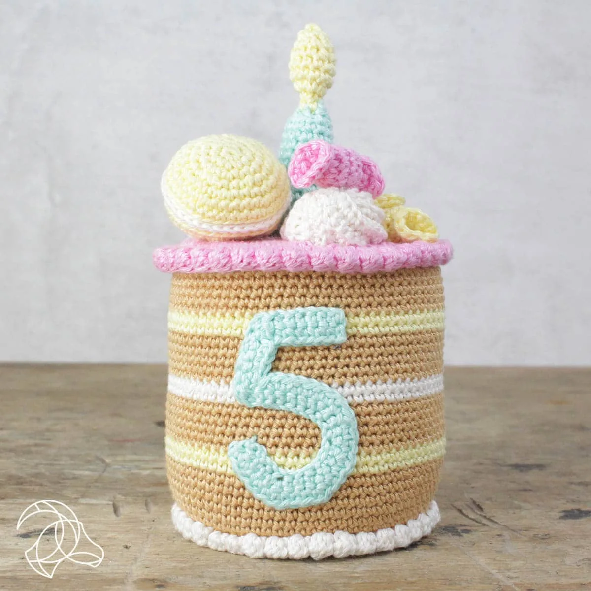 DIY Crochet Kit – Cake with numbers