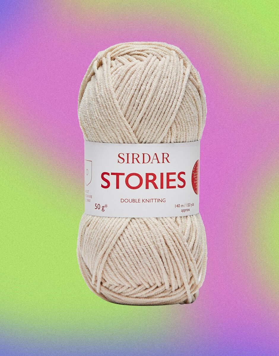 Sirdar Stories 50g – Sandy Toes