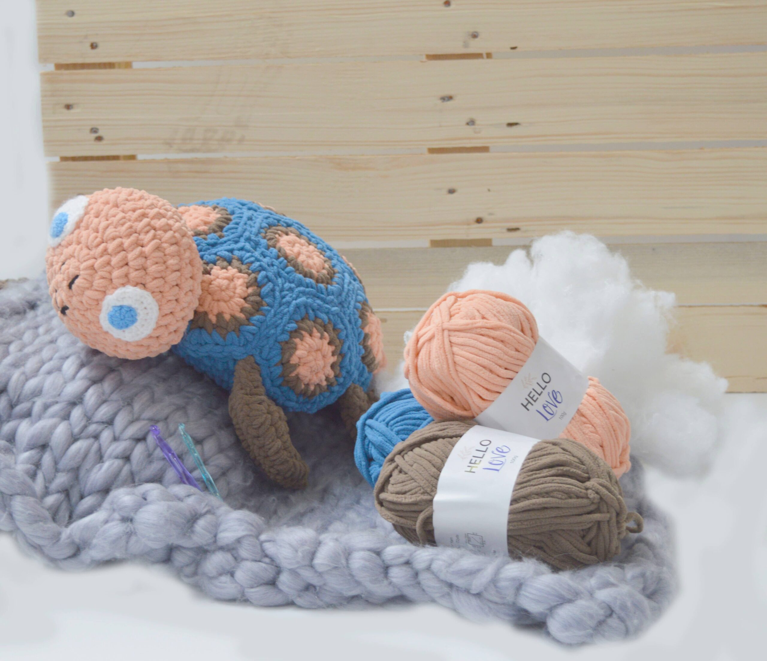 Knitty Critters – Tilly Turtle – Crochet Kit