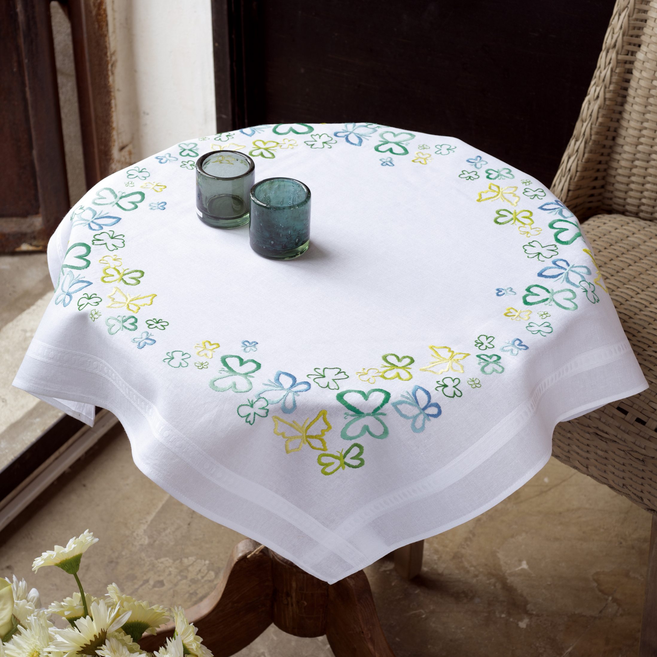 Embroidery Kit – Tablecloth – Butterflies in Green