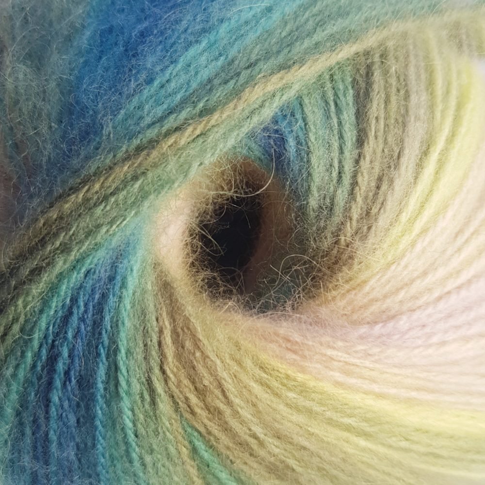 James C Brett – Shhh DK 100g – SH14