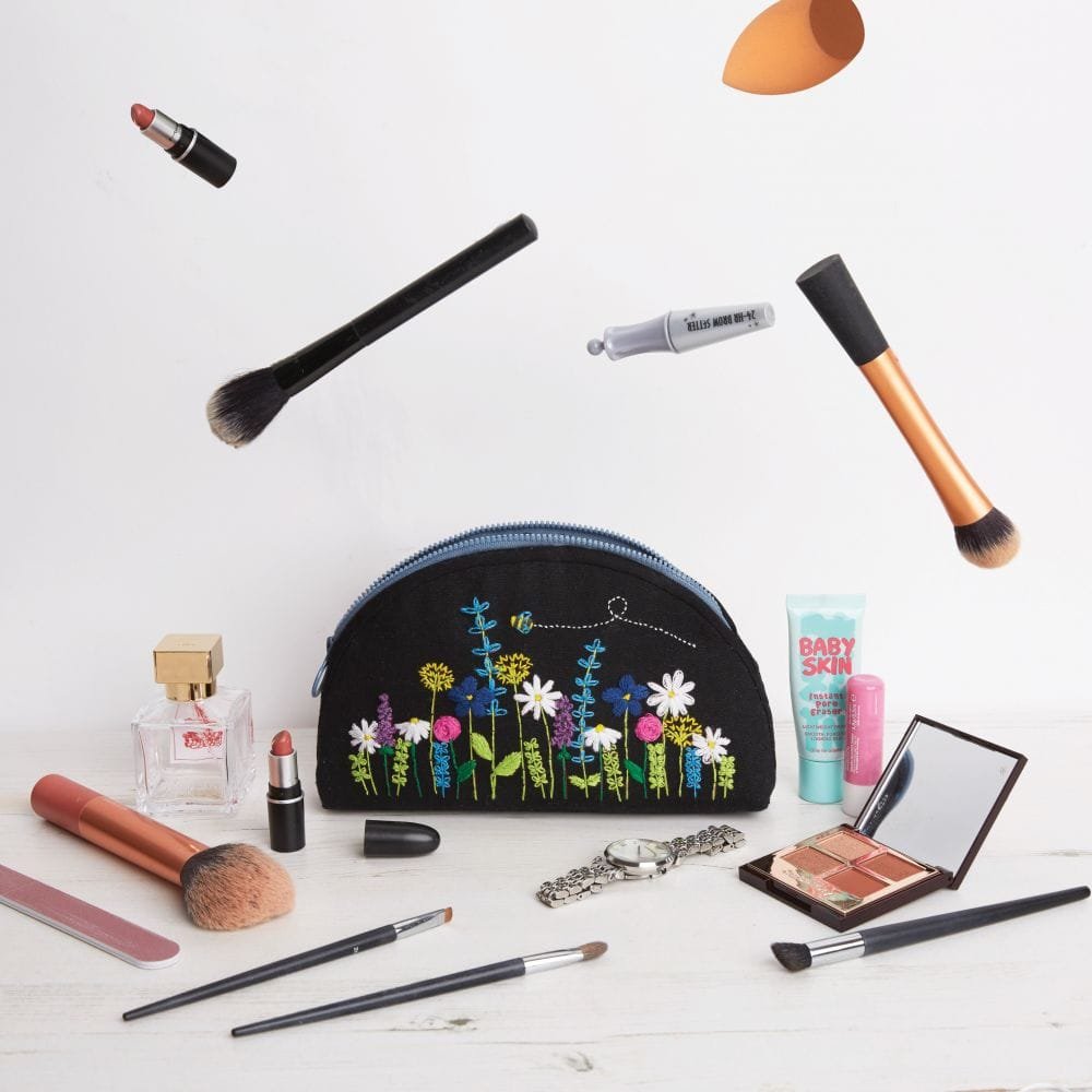 sew-so-on-makeup-bag-embroidery-kit-p20828-71966_image