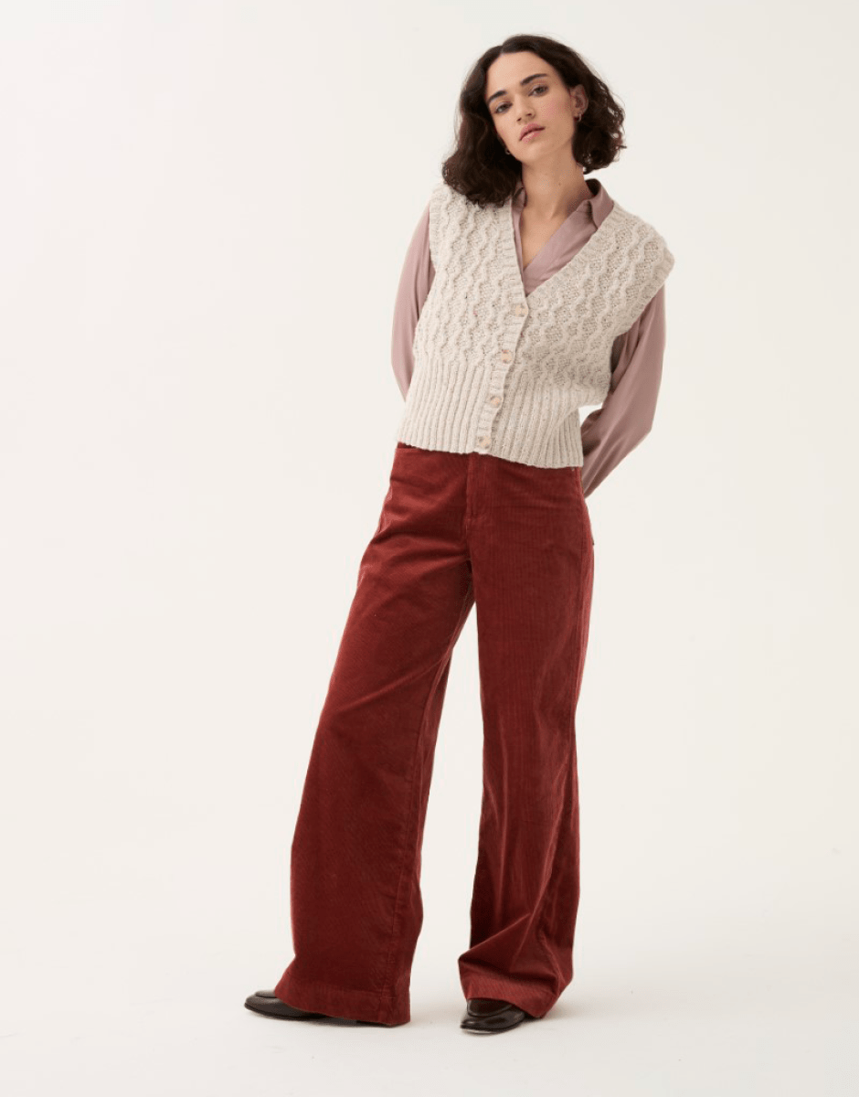 940_x_1200_-_Moss_Stitch_Vest