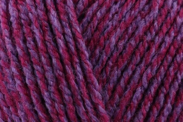 James C Brett – Top Value DK 100g – 8479