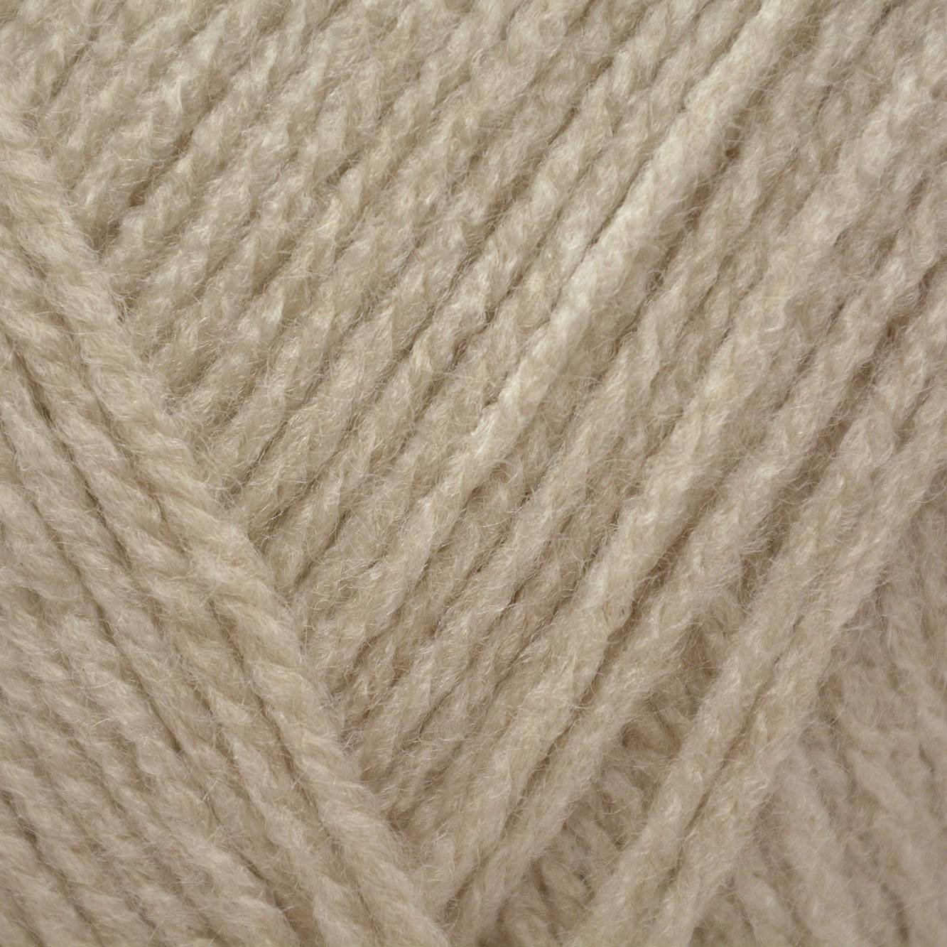 James C Brett – Top Value DK 100g – 843