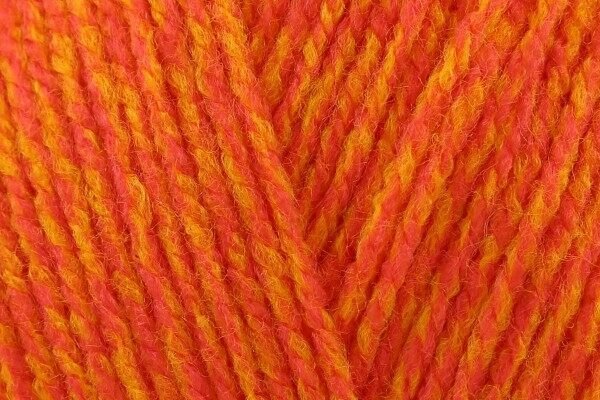 James C Brett – Top Value DK 100g – 8484