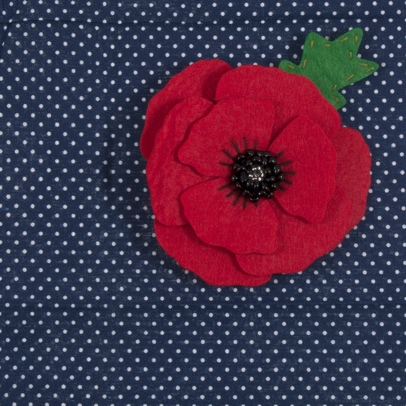 Trimits Felt Decoration Kit Poppy Brooch 5 GCK055-LS