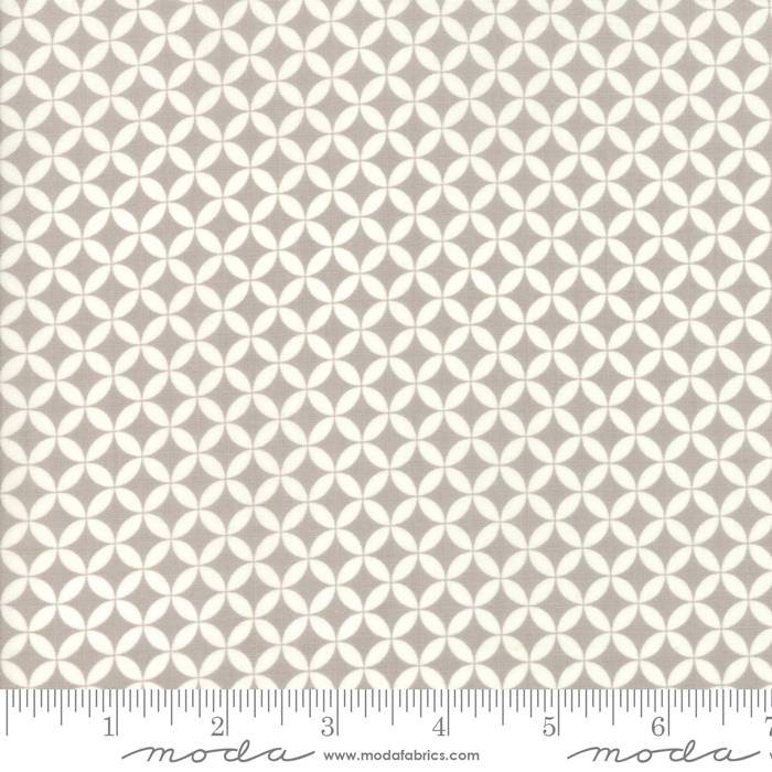 Moda Fabrics All Hallows Eve Fog 20356 15 Patchwork & Quilting Fabric